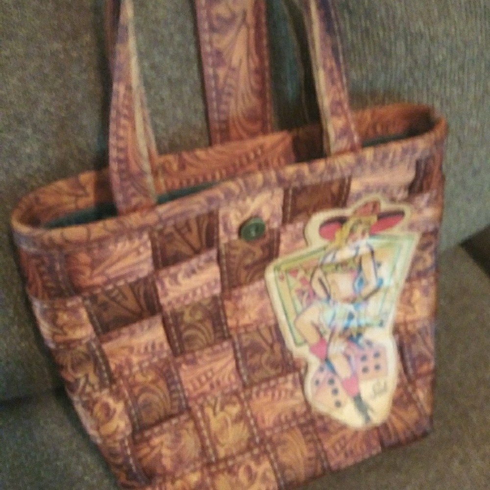 Authentic Harveys seat belt purse - Picture 1 of 2